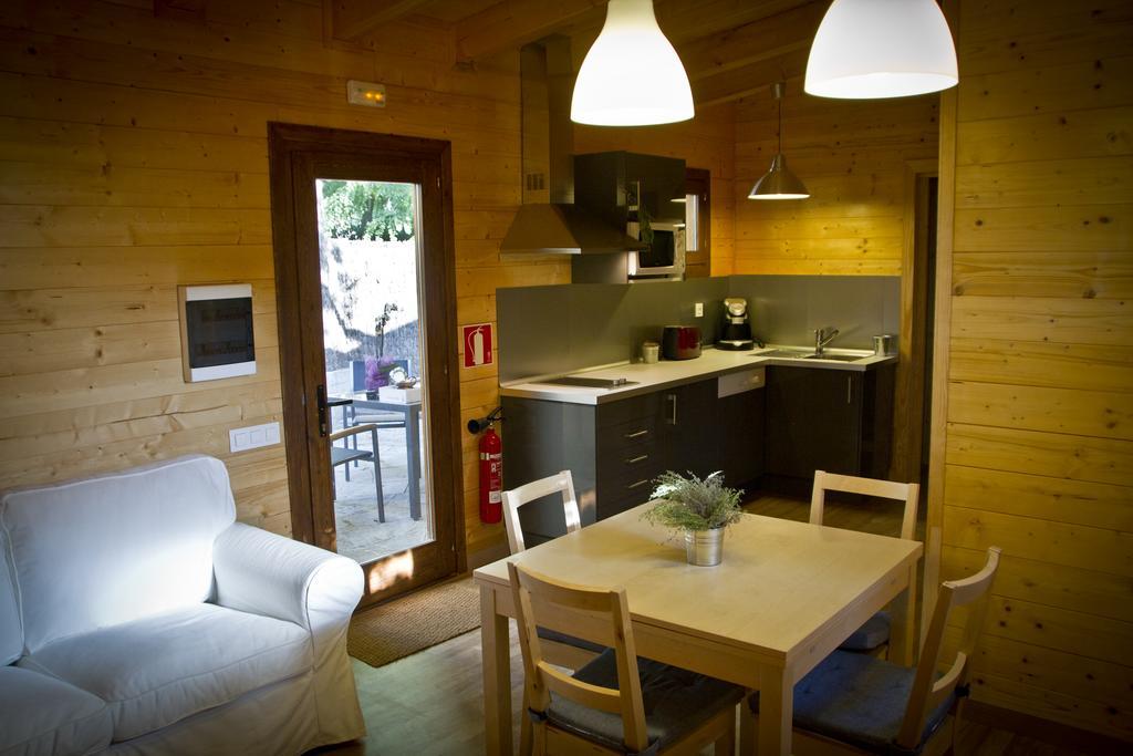 Apartamentos El Bosquet ซันต์กูกัต เดล บาเยส ห้อง รูปภาพ